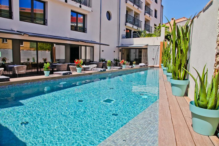 Hôtel & Spa La Villa Port d’Antibes Hôtel & Spa La Villa Port d’Antibes