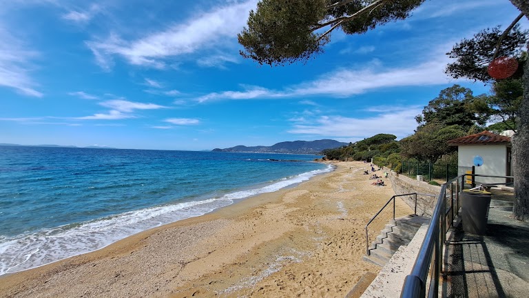 Plage de Gigaro Plage de Gigaro