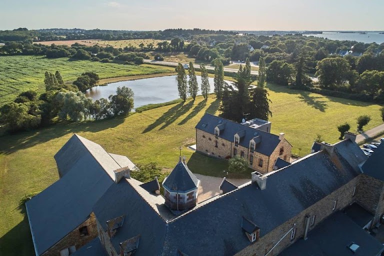 Hôtel & Spa Le Manoir de Kerbot Hôtel & Spa Le Manoir de Kerbot