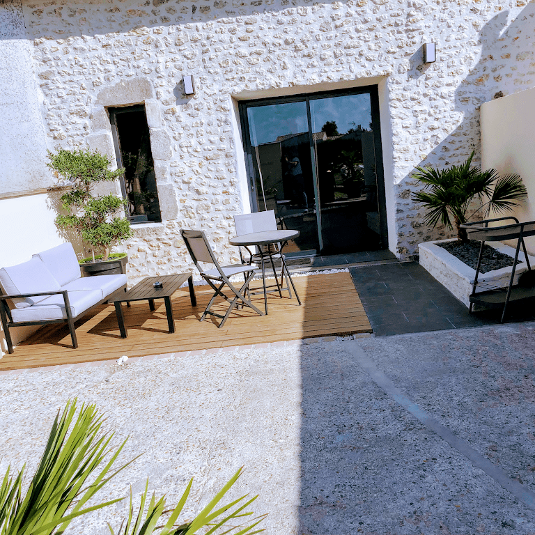 Love Suites&Spa « Le Chai Le Loft » Royan / Médis Love Suites&Spa « Le Chai Le Loft » Royan / Médis