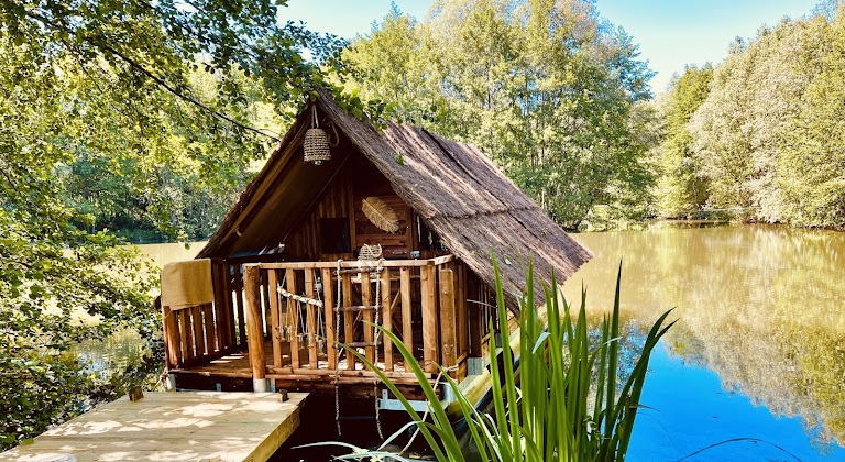 Écodomaine La Rêverie – Éco-Lodges Immersifs au cœur de la nature & Spa Écodomaine La Rêverie – Éco-Lodges Immersifs au cœur de la nature & Spa