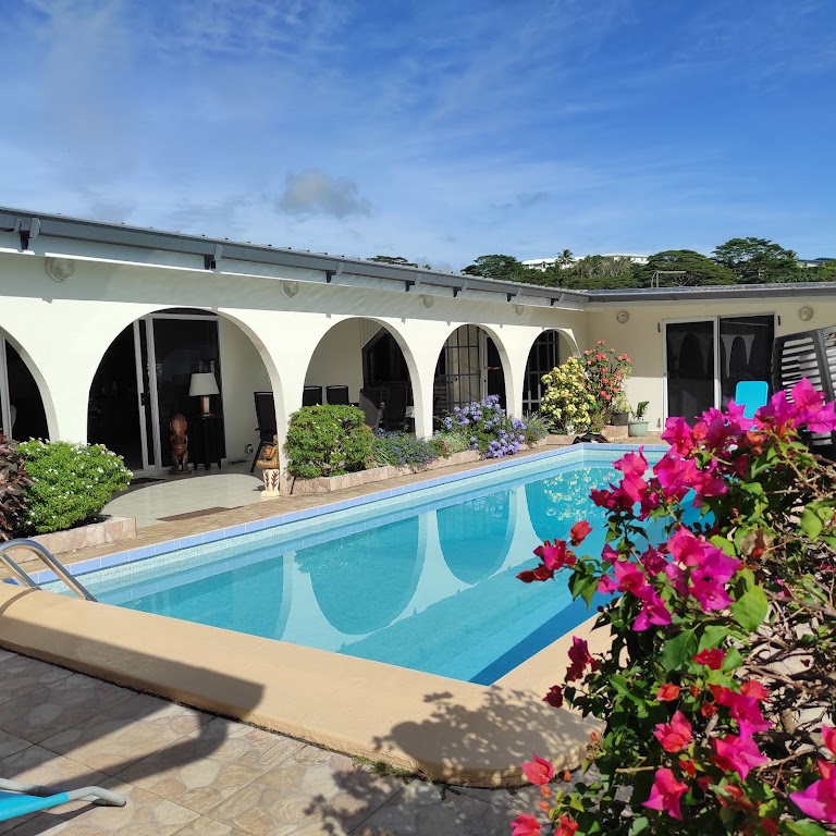 Mahina’s Lodge Mahina’s Lodge