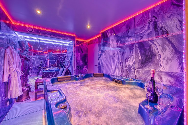 Love room Attitude Grenoble Love room Attitude Grenoble