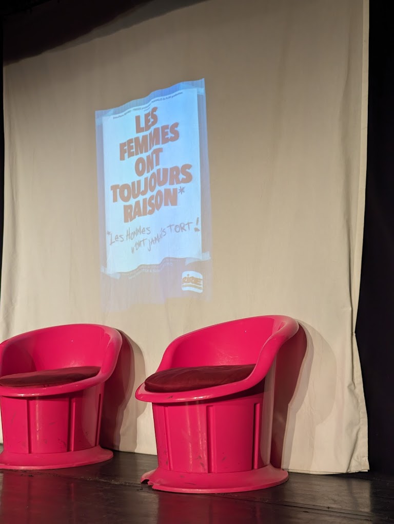 Le Rideau Rouge Le Rideau Rouge