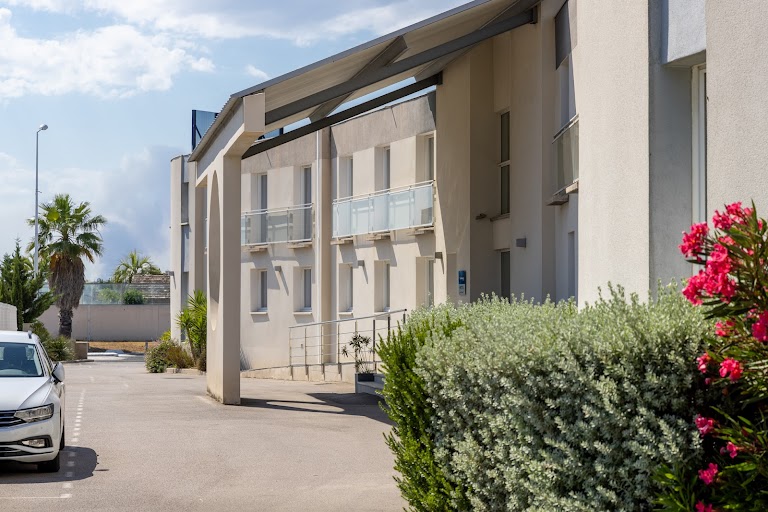 The Originals City, Hôtel Les Dômes, Perpignan Sud The Originals City, Hôtel Les Dômes, Perpignan Sud