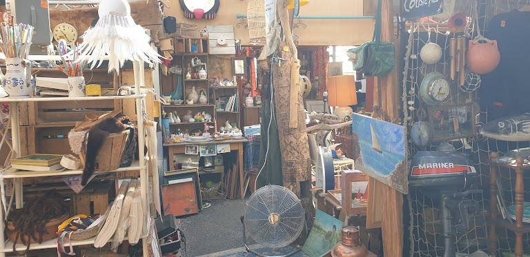 Brocante Le Cabaret Brocante Le Cabaret