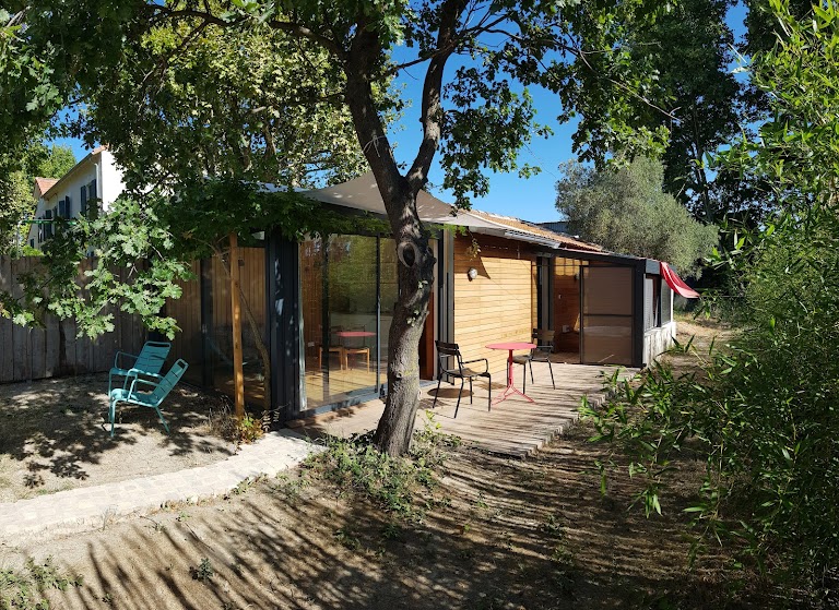 Mazet des amants, cabane en bois avec spa privatif Mazet des amants, cabane en bois avec spa privatif