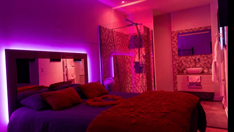 La chambre des secrets Biarritz – Séjour romantique La chambre des secrets Biarritz – Séjour romantique