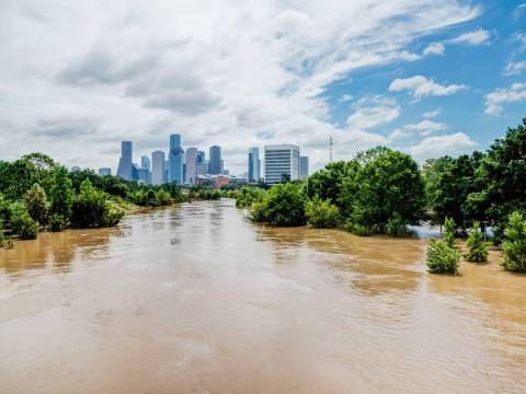 Housing Resilience: Challenges and Best Practices Housing Resilience: Challenges and Best Practices