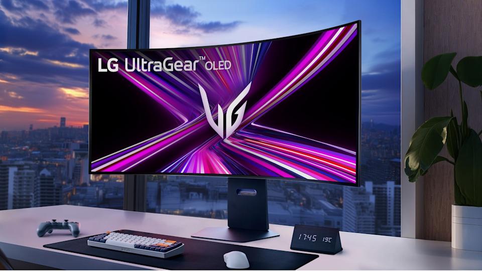 LG’s new UltraGear lineup includes a bendable 5K OLED LG’s new UltraGear lineup includes a bendable 5K OLED