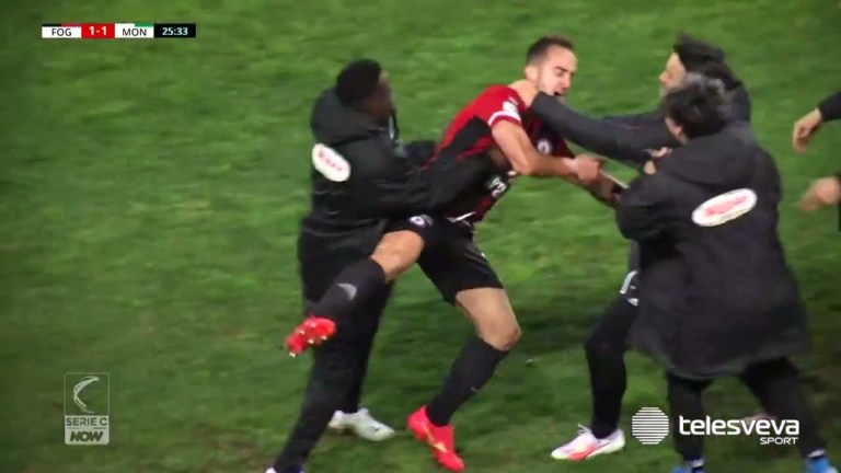 SERIE C | Rolando e la scelta fatta a gennaio: “Felice di essere a Foggia”. E su caccia a playoff… SERIE C | Rolando e la scelta fatta a gennaio: “Felice di essere a Foggia”. E su caccia a playoff…