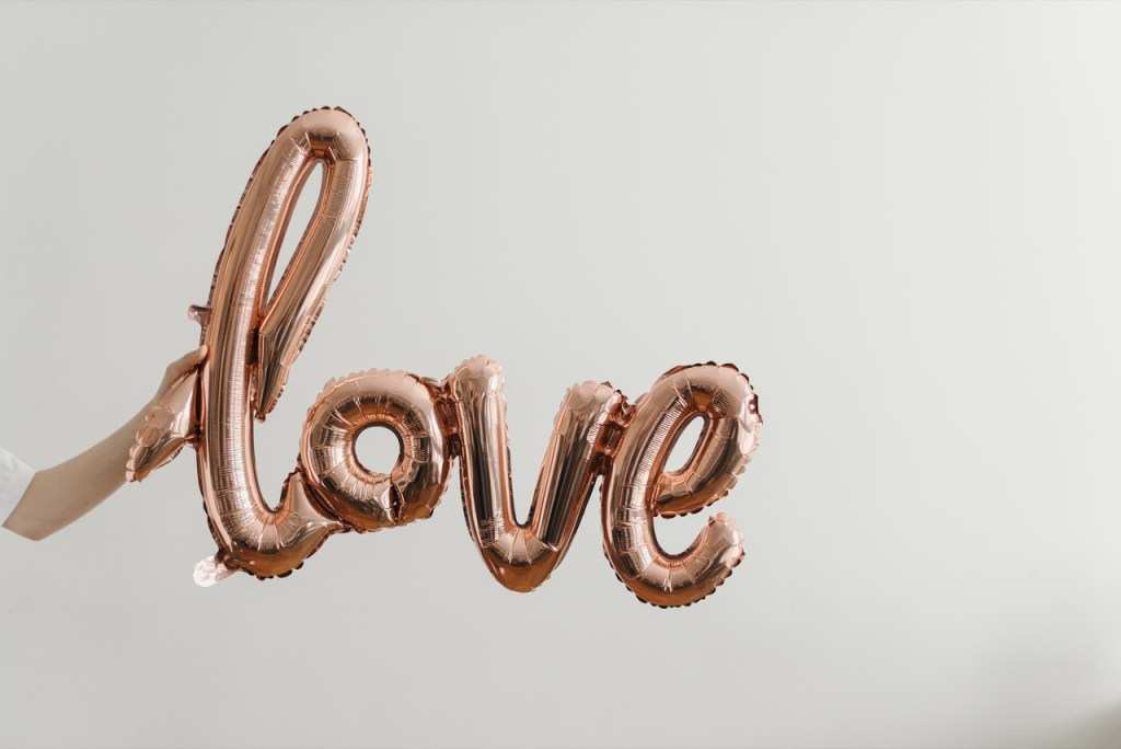 Floating Love Floating Love
