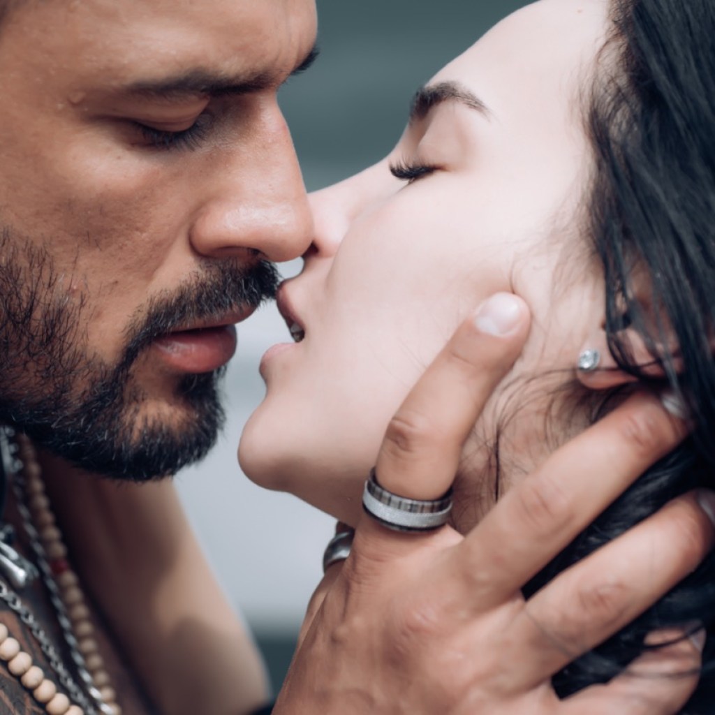 The Moment of Connection The Moment of Connection