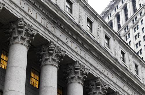 Moving company tried to block negative reviews with ‘,500 per day’ threat: prosecutors Moving company tried to block negative reviews with ‘,500 per day’ threat: prosecutors