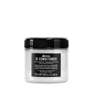 Davines OI Conditioner, Smoothing Conditioner For Normal Hair And All Hair Types, Softens And Restores Chemically Treated Hair