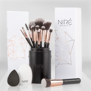 Beauty 15piece Award Winning Professional Makeup Brush Set: Vegan Makeup Brushes with Case, Makeup Sponge, Brush Cleaner, Guide, Gift Box