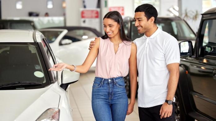 Watch Out for These 6 Red Flags at Car Dealerships Watch Out for These 6 Red Flags at Car Dealerships