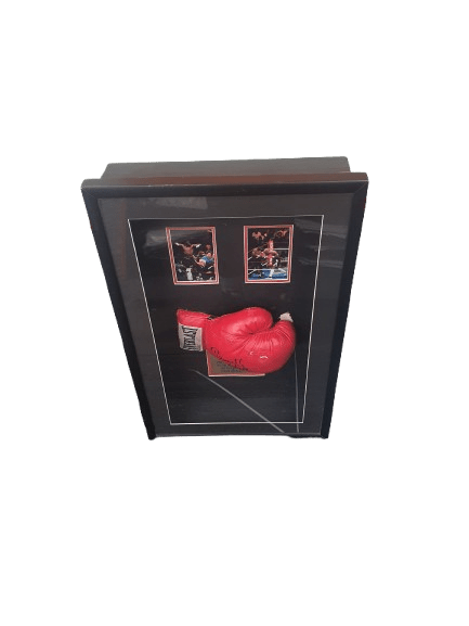 Signed PERNELL WHITAKER RH Glove in Glass Case.*Pick Up Only*  (MR 1344753)