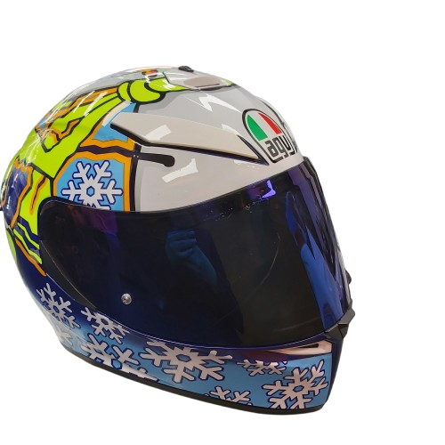 Agv Motorcryle Helmet Winter Edition Manufacture Date 09/2021 * There Is A Deep Scratch On Visor* (CP 1344222)