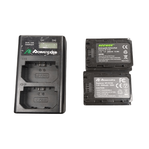Powerextra Dual Channel Digital Battery Charger DS-FZ100 USB Powered, Excellent Condition, With 2x Replacement Batteries