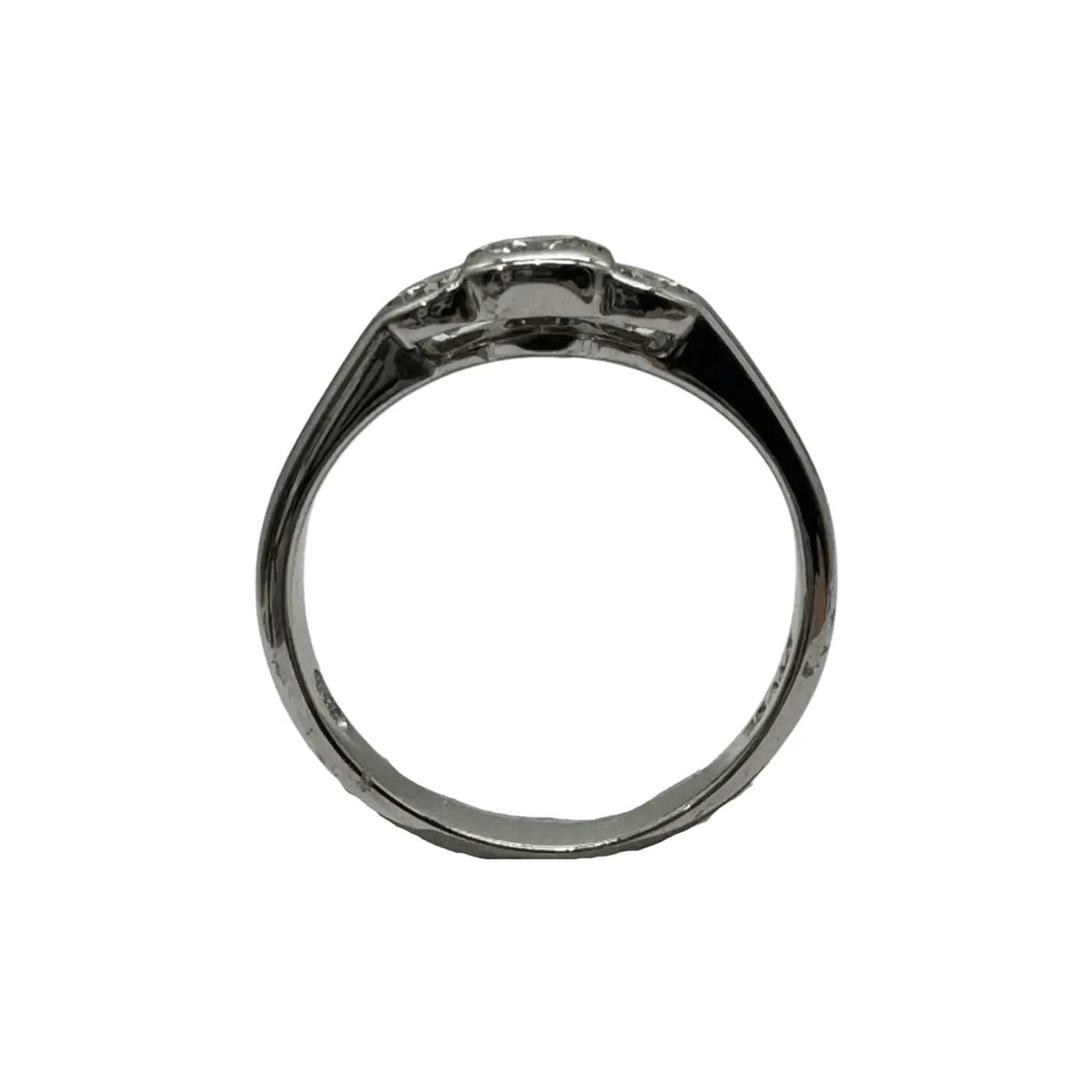Ladies 18ct White Gold 3 Stone Diamond Ring 0.46ct TDW I 1/2 4 3/4 with Valuation – WL 1274439