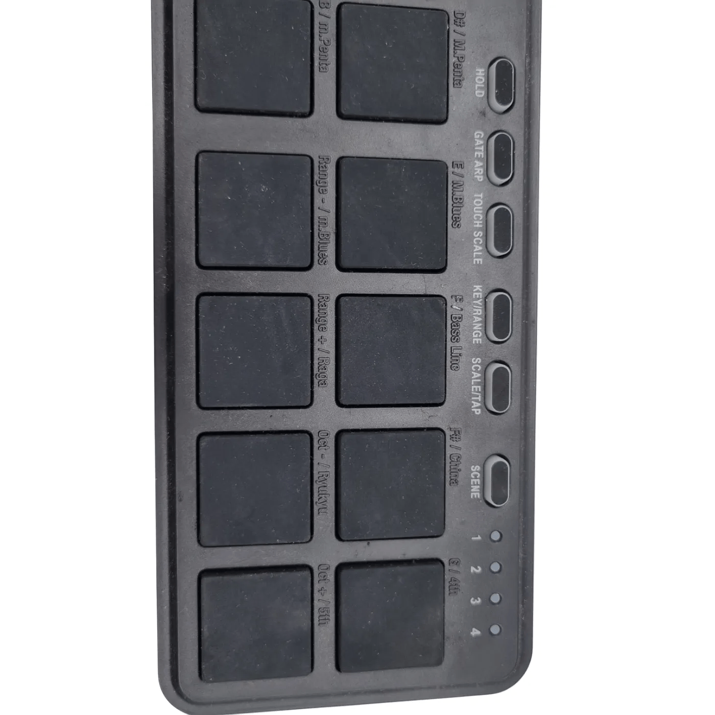 Korg nanoPAD2 – Compact MIDI Pad Controller for Music Production with USB Cord