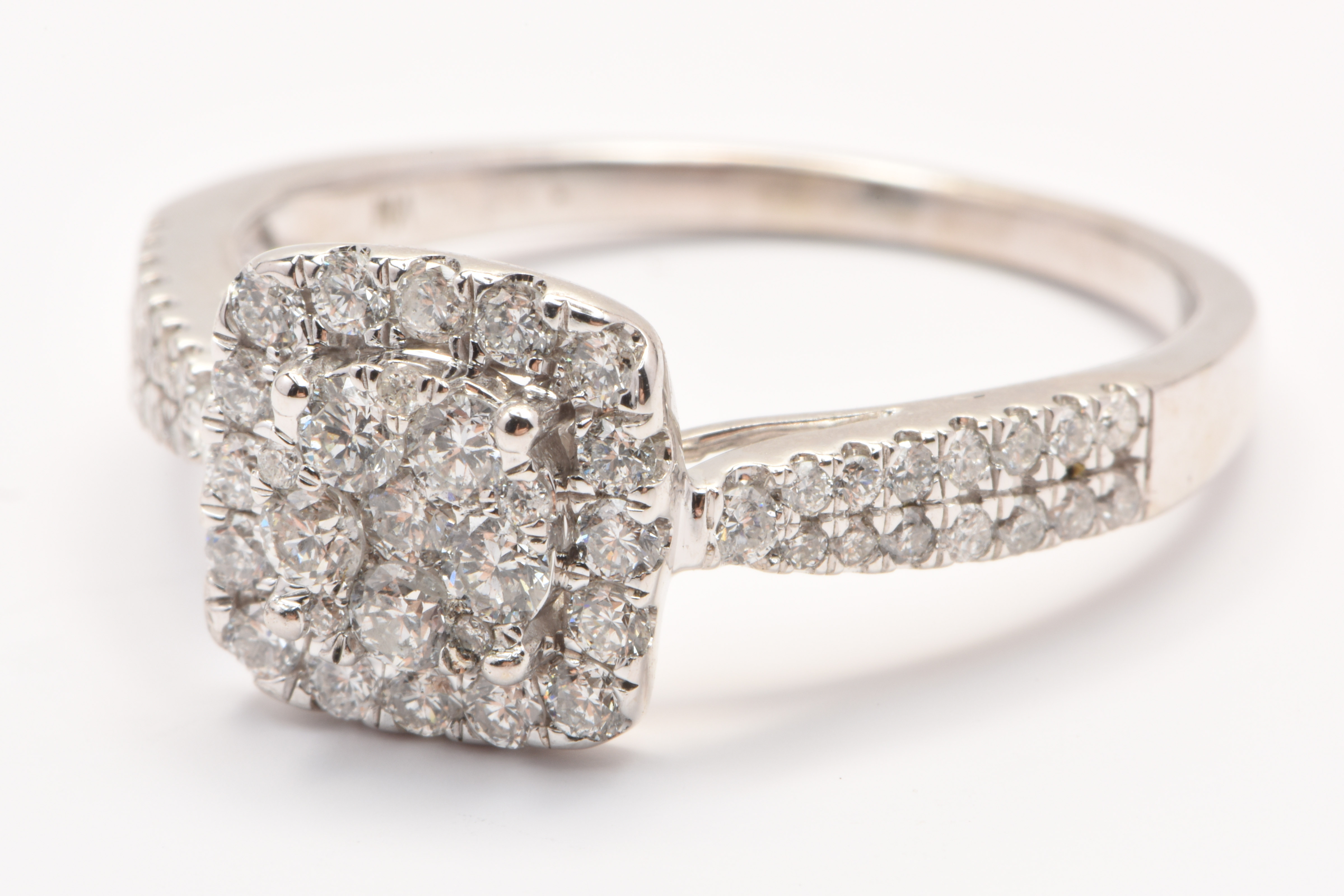 Ladies 9ct White Gold 57 Diamond Cluster Ring TDW 1.0ct Size Q