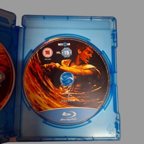 Immortals (2011) Bluray/DVD/Digital Copy, Excellent Condition With Case