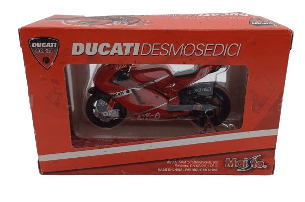 Ducati Desmosedici Caey Stoner No27