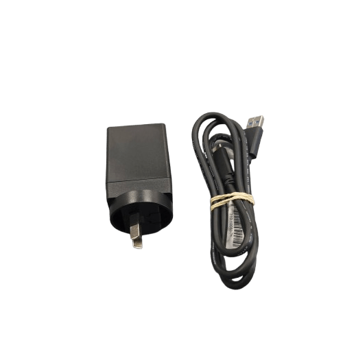 Netgear Nighthawk M6 MR6110 5G Mobile Hotspot, Excellent Condition With AC Adaptor & USBC Cable
