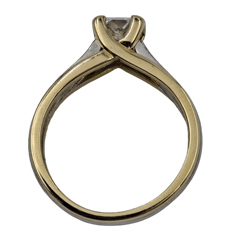 Ladies 18ct Yellow & White Gold Diamond Ring 7.98 Grams 0.50CT with Valuation Size O