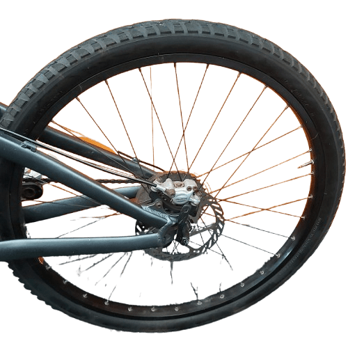 **LOCAL PICK UP ONLY** Giant Bike, 26in Wheels, 16in Frame, Grey, Very Good Condition **LOCAL PICK UP ONLY**