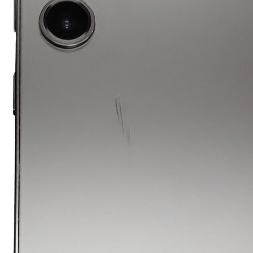 Samsung Galaxy S24 256gb SM-S921B Small Scratch On Back