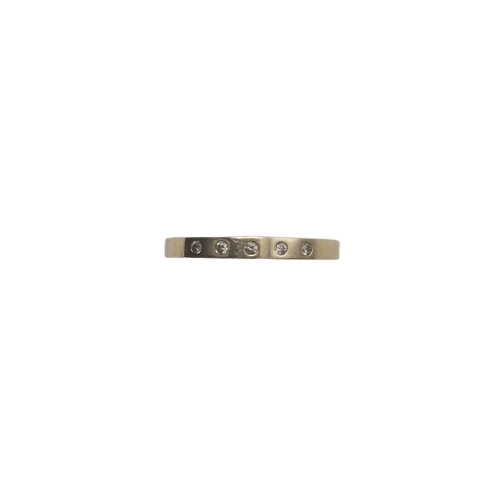 9CT Yellow Gold Flat-Edged Ring – 2.3g with 5 Burnish Set Diamonds (0.01ct each), Size Q