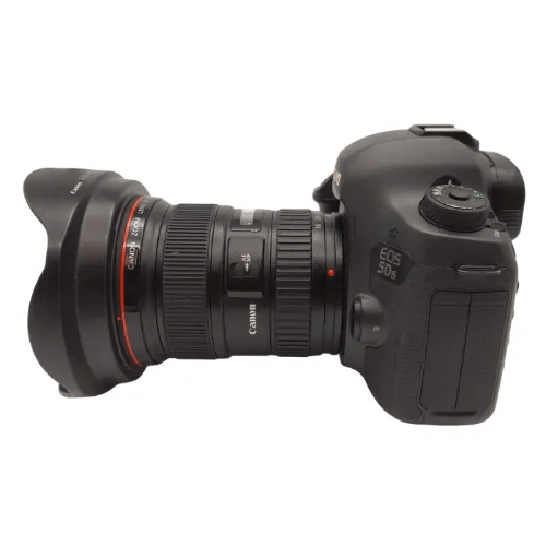 Canon EOS 5D DSLR Camera with EF 16-35mm f/2.8L USM Lens & Battery Charger