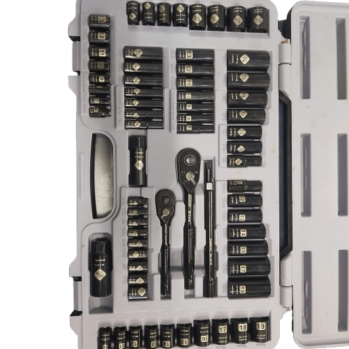 Stanley 69 Piece Socket Set All Pieces are in Good Condition