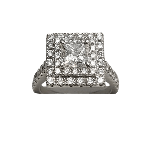 18ct White Gold Ring 1.98ct TDW 6.99gms Diamond Cluster Valuation Piece