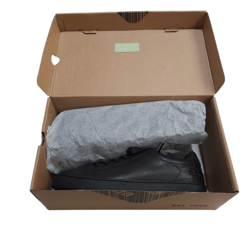 ROC Black Childrens Shoes Size: EU 40, US 8.5 With Box