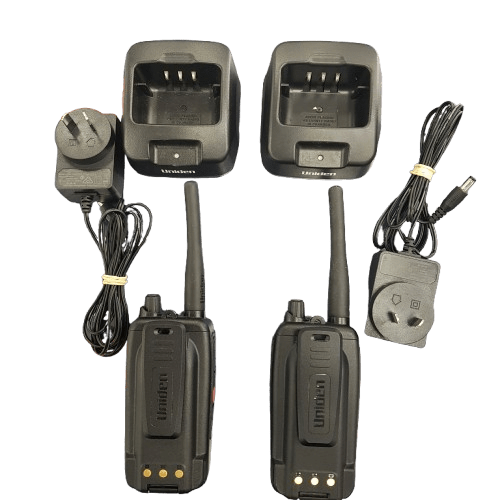 UNIDEN UNIDEN RADIO DTX50 BLACK TWIN SET UNIDEN RADIO AND CHARGER WITH DISPLAY SCREEN