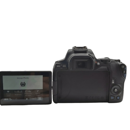 Canon Camera EOS 200D II – With Carry Bag 1x Battery And Charger 2x Lens