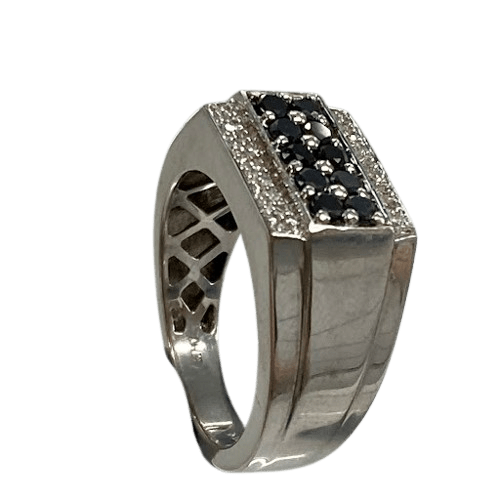 Mens 10ct White Gold Signet Ring Featuring 10x 0.03ct Black Diamonds. Size 10.5