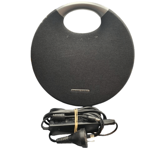 Harmon Kardon Bluetooth Speaker Onyx Studio 5 With Charging Cord (MR1346129)