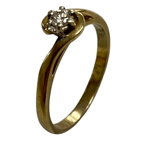 Ladies 9ct Yellow Gold Engagement Style Ring. Size 6