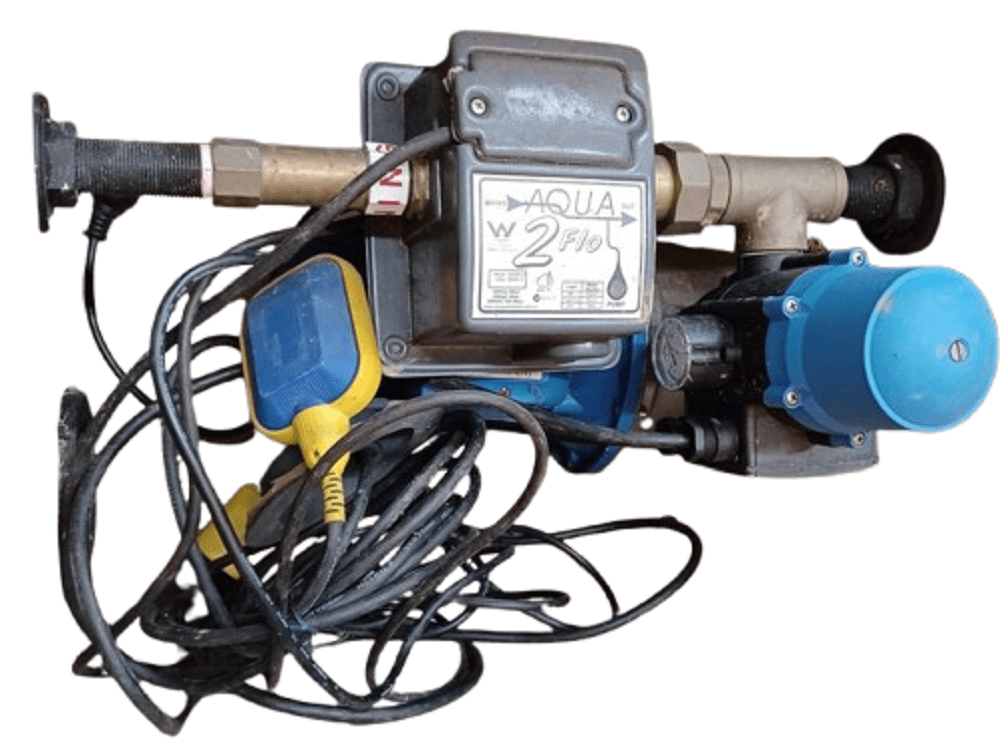 Water Pump Aqua 2 Flow in a case **Pick Up Only**
