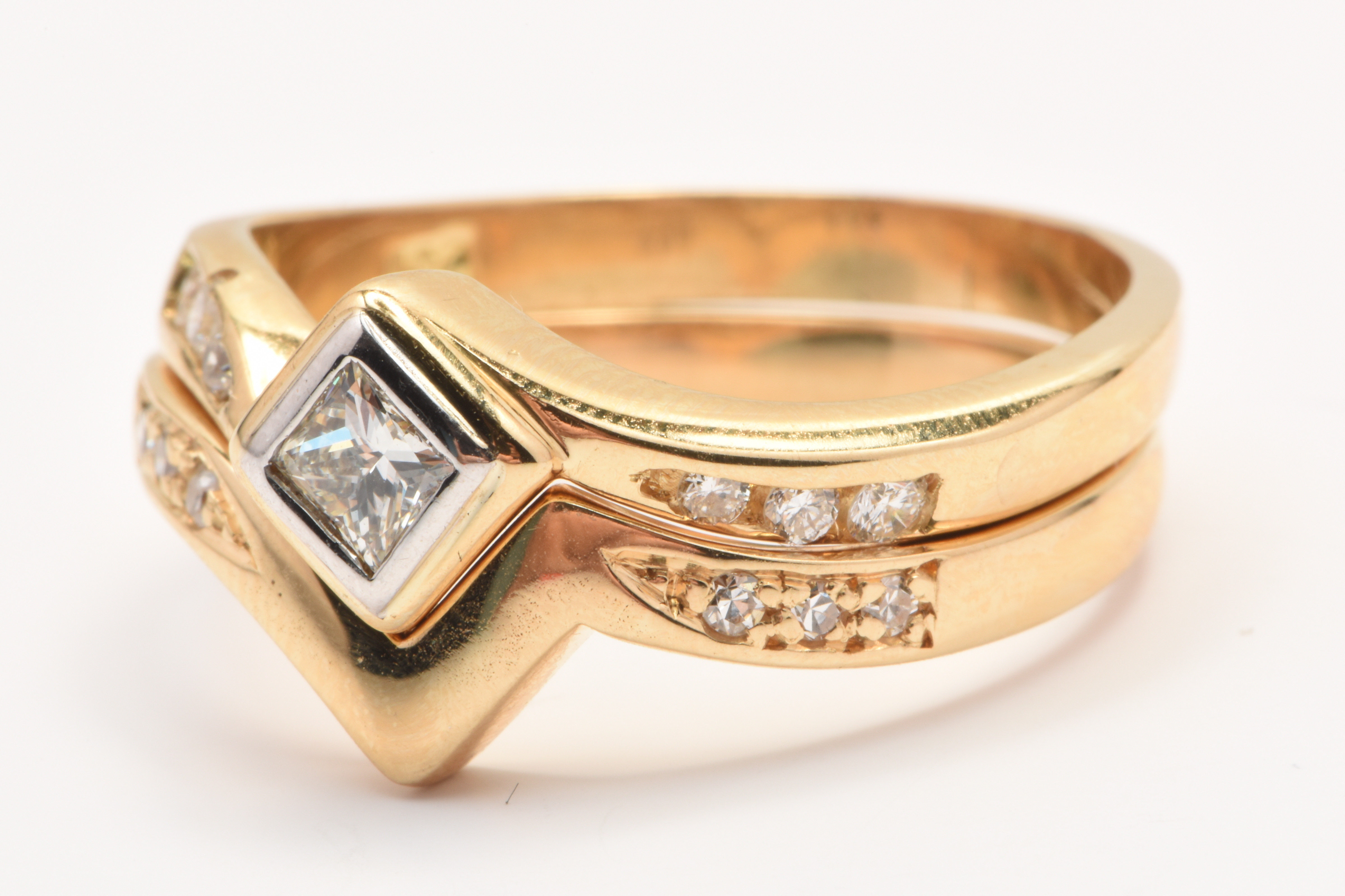 Ladies 18ct Yellow & White Gold 13 Stone Diamond 2 Ring Set. TDW 0.39ct Size P 1/2
