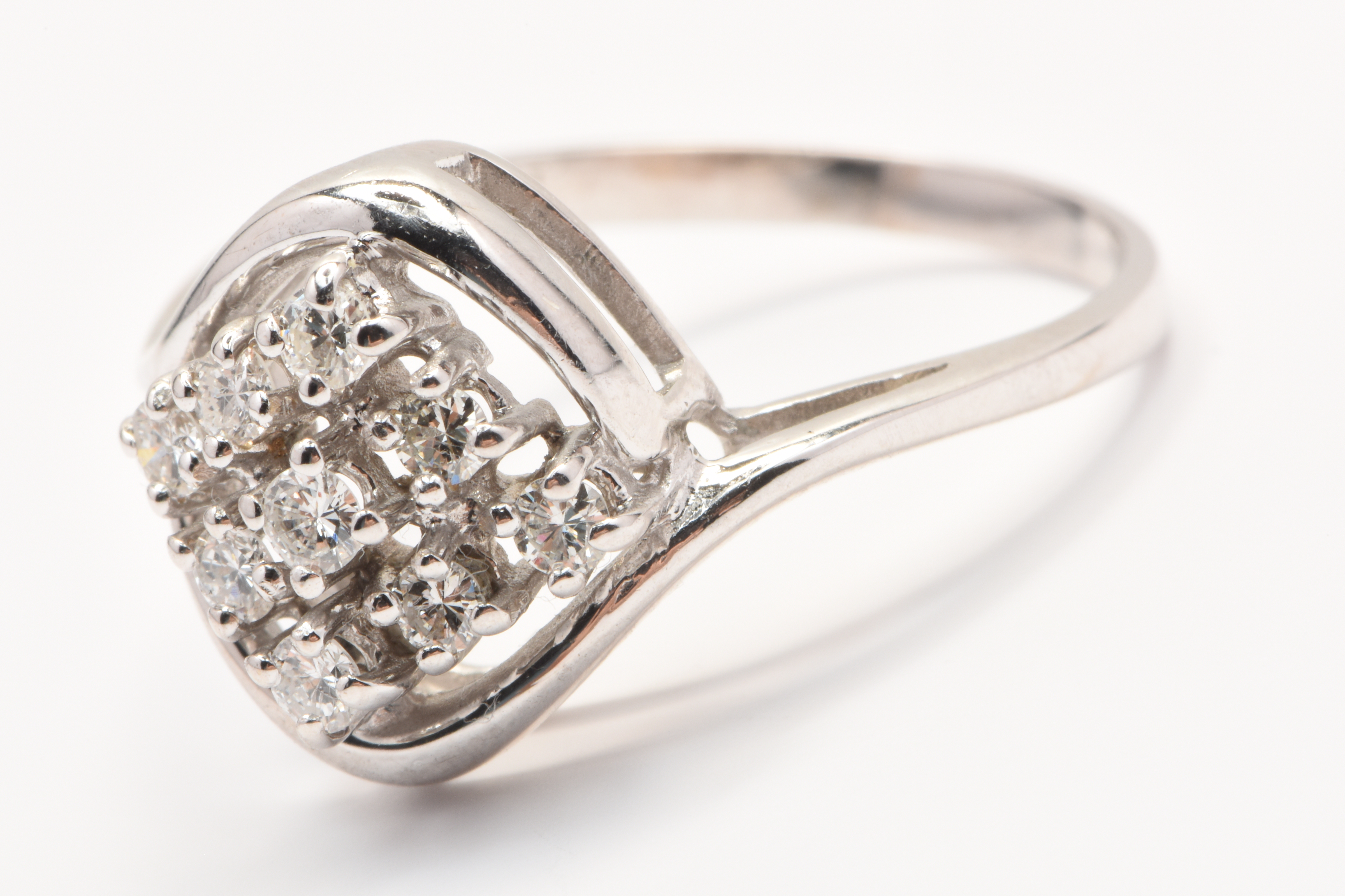 Ladies 18ct White Gold 9 Stone Round Brilliant Cut Diamond Cluster Ring TDW 0.23ct Size N With Valuation Certifiacte