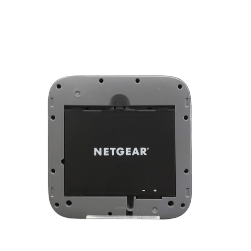 Netgear Nighthawk M6 MR6110 5G Mobile Hotspot, Excellent Condition With AC Adaptor & USBC Cable