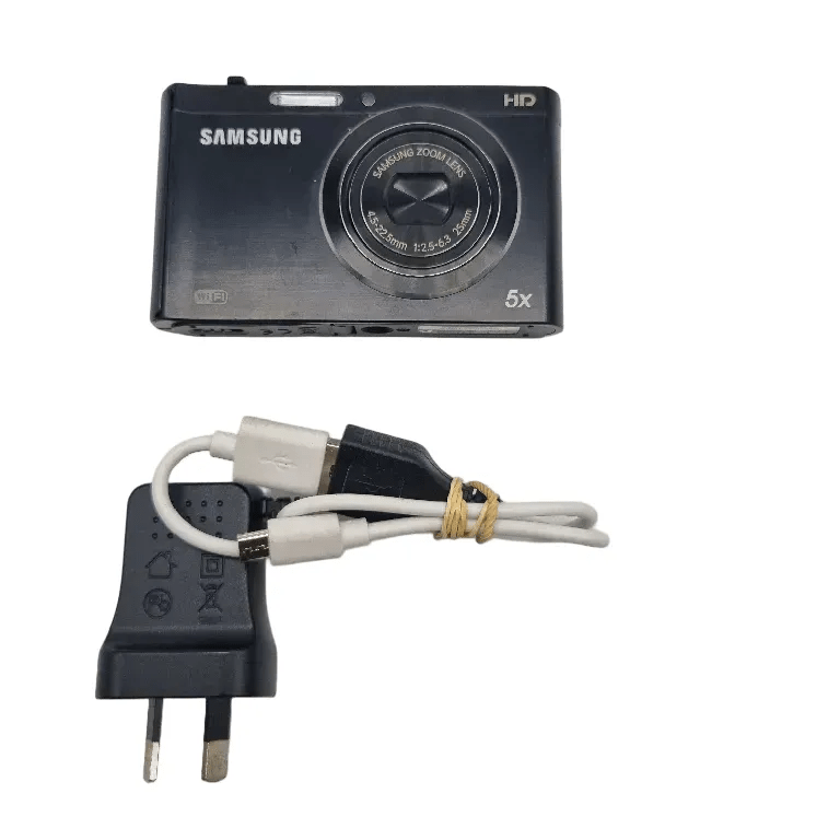 Samsung DV300F 16.1MP Digital Camera Black + Charger