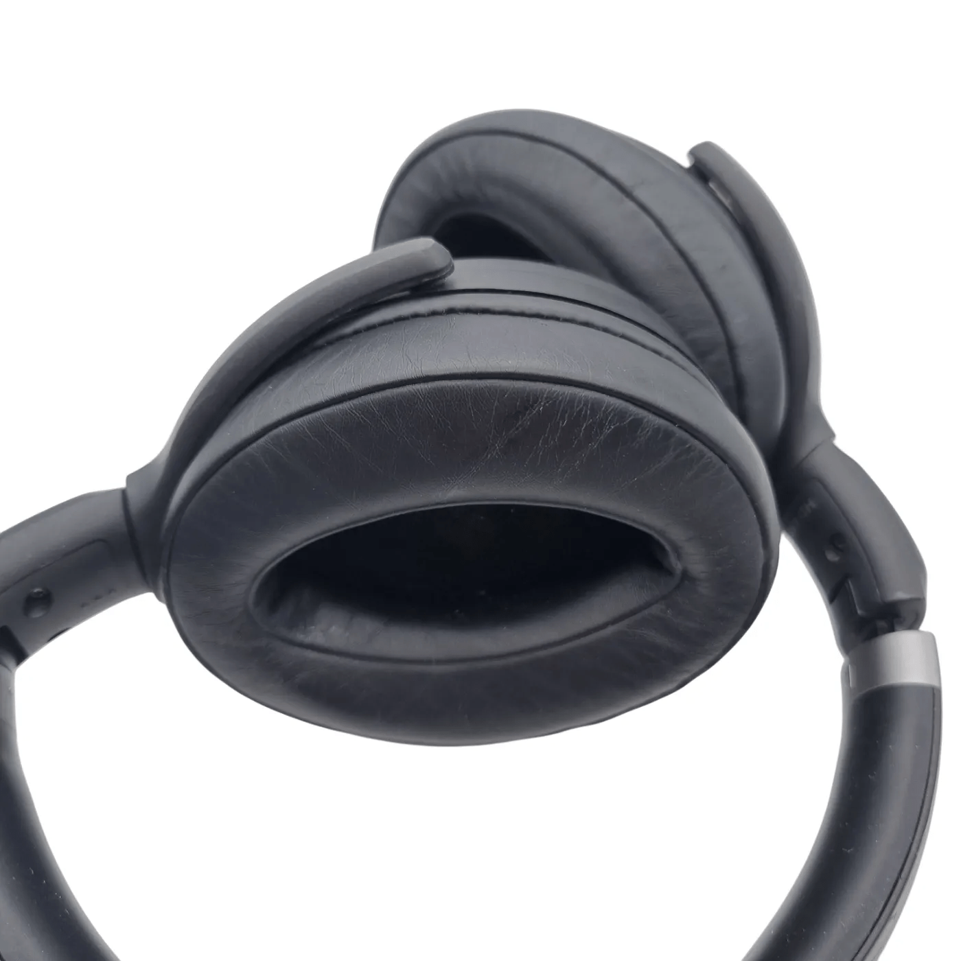 Sennheiser HD 450SE Wireless Headphones – Black + Charger