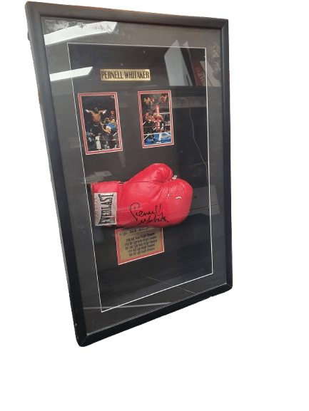 Signed PERNELL WHITAKER RH Glove in Glass Case.*Pick Up Only*  (MR 1344753)